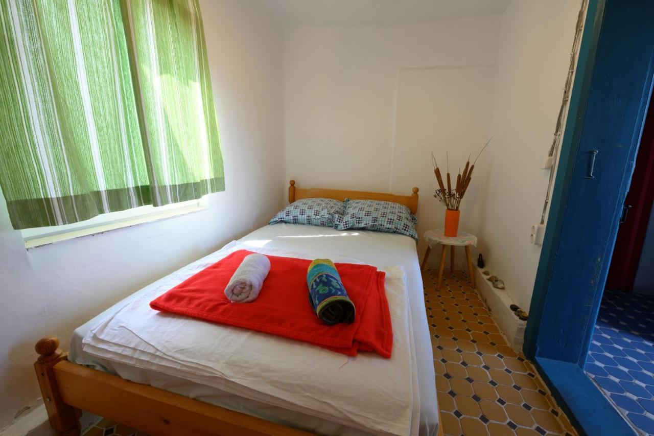 Danube Delta Hostel Homestay & Camping Сулина Экстерьер фото